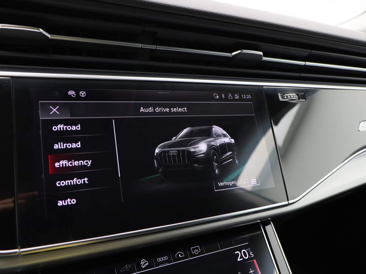 Audi Q8 55 TFSI e 381 PK | Leder | Navi | Adapt. Cruise | Trekhaak | Elek. Achterklep | 22 Inch | 54.382 Km!!