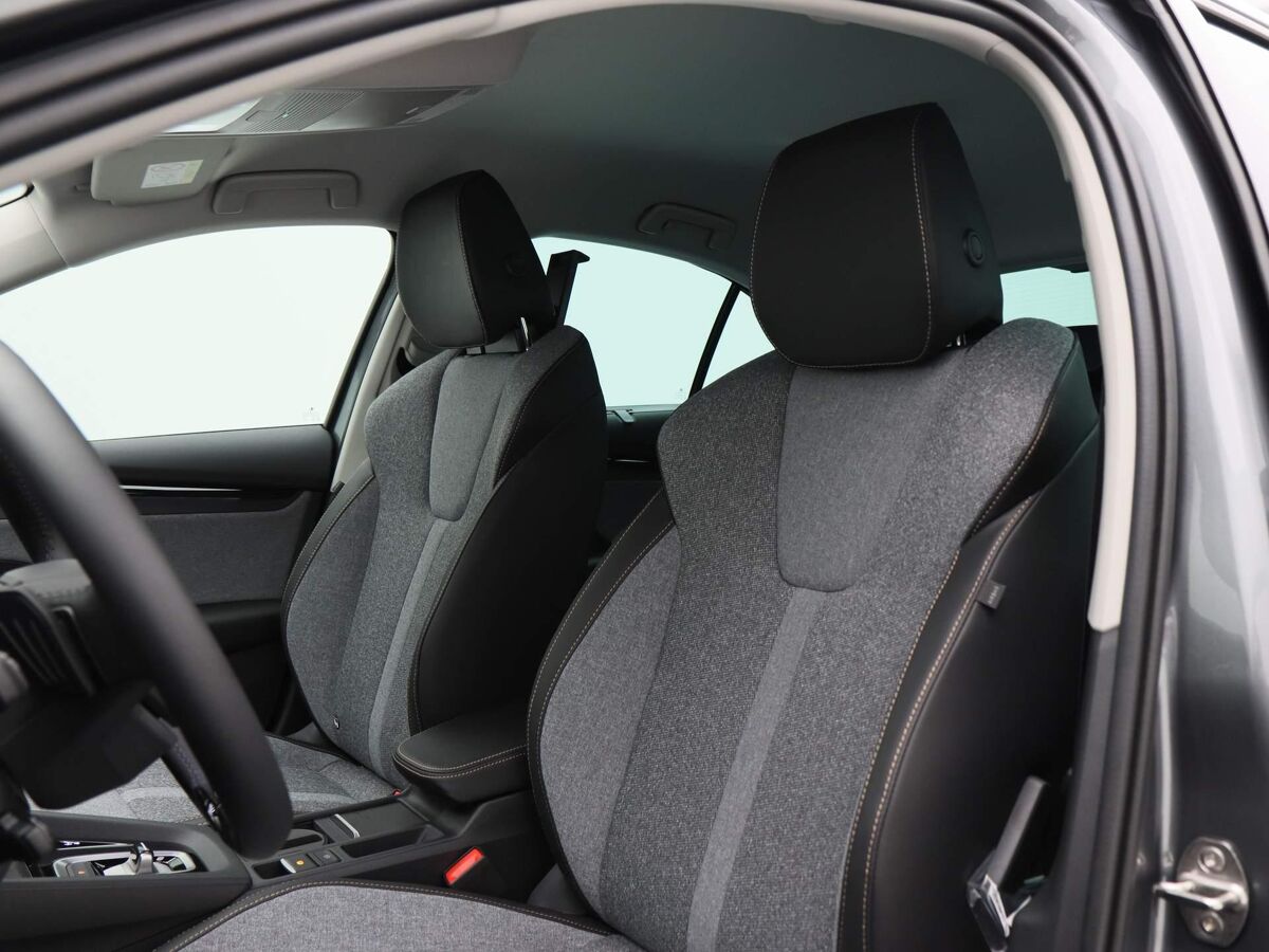 Škoda Octavia Business Edition 1.5 TSI 115 PK | Automaat | Cruise control | Achteruitrijcamera | Apple carplay / Android auto