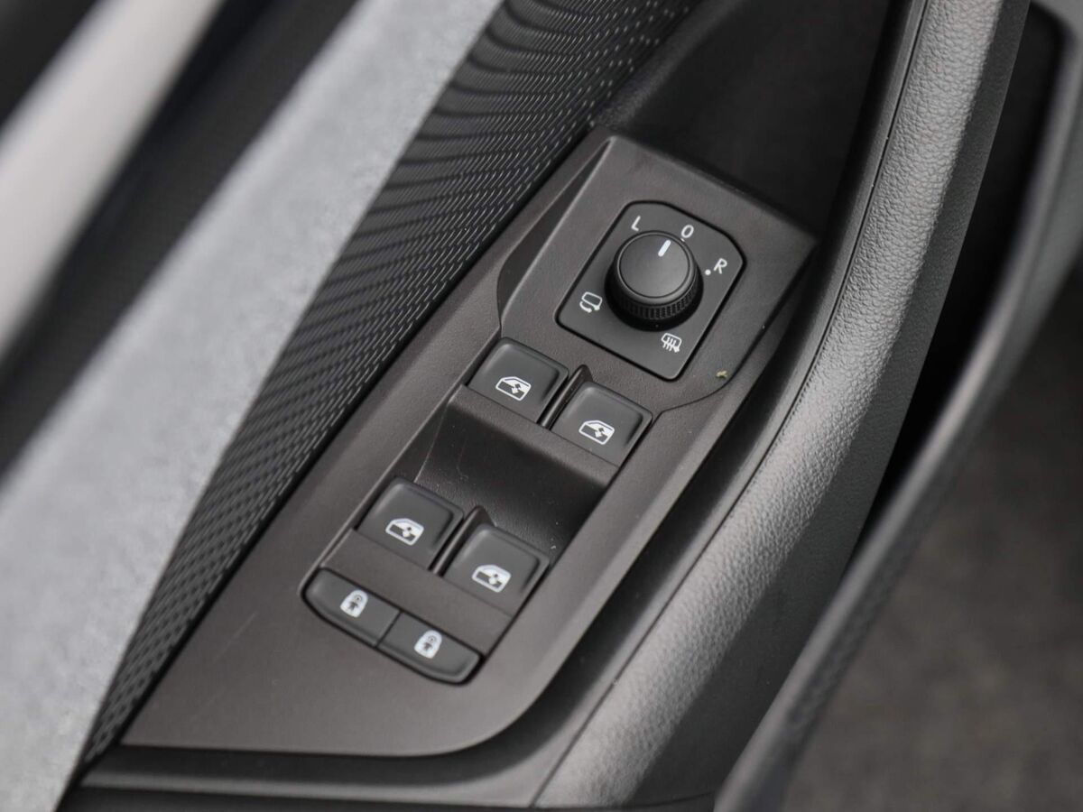Škoda Octavia Business Edition 1.5 TSI 115 PK | Automaat | Cruise control | Achteruitrijcamera | Apple carplay / Android auto