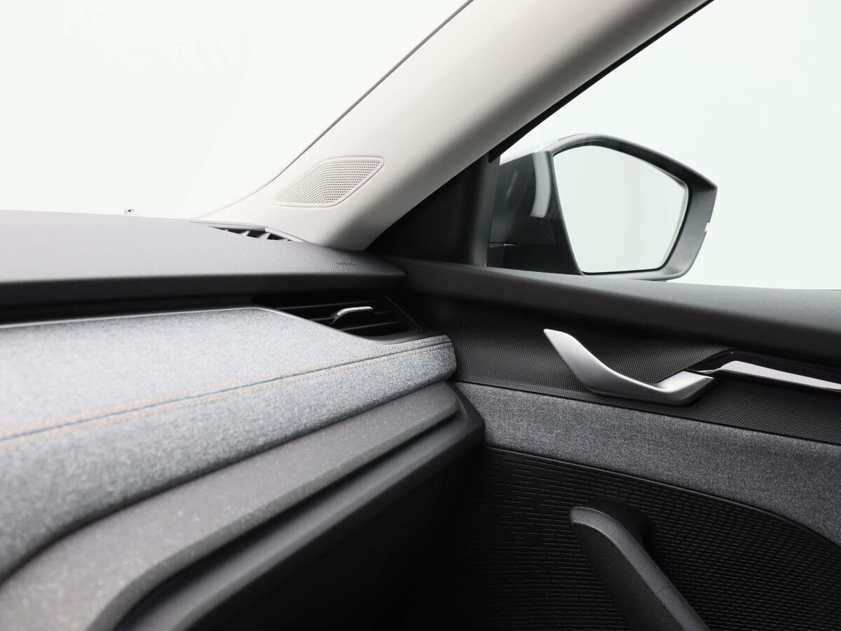 Škoda Octavia Business Edition 1.5 TSI 115 PK | Automaat | Cruise control | Achteruitrijcamera | Apple carplay / Android auto