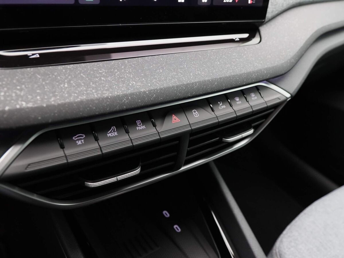 Škoda Octavia Business Edition 1.5 TSI 115 PK | Automaat | Cruise control | Achteruitrijcamera | Apple carplay / Android auto