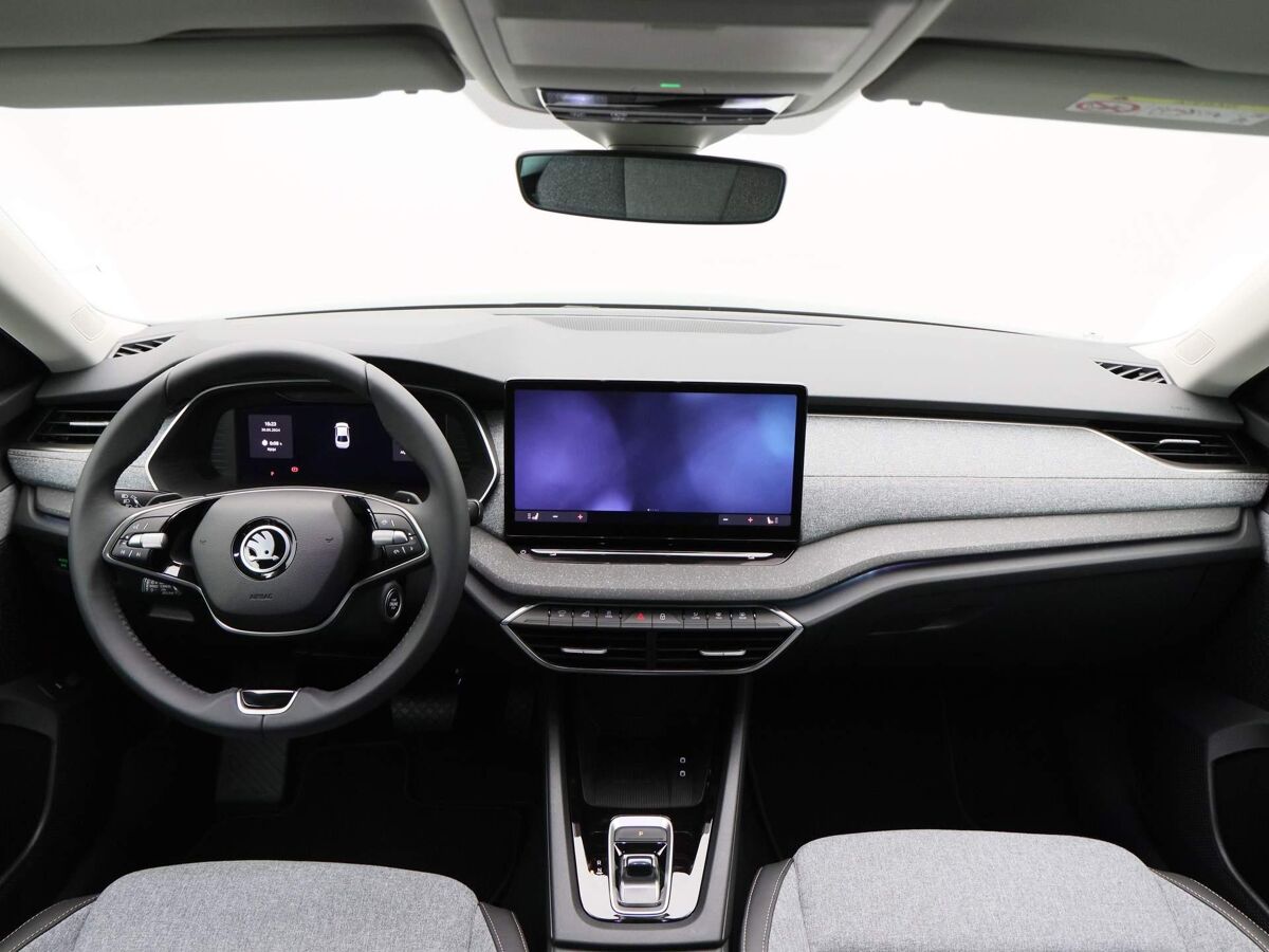 Škoda Octavia Business Edition 1.5 TSI 115 PK | Automaat | Cruise control | Achteruitrijcamera | Apple carplay / Android auto