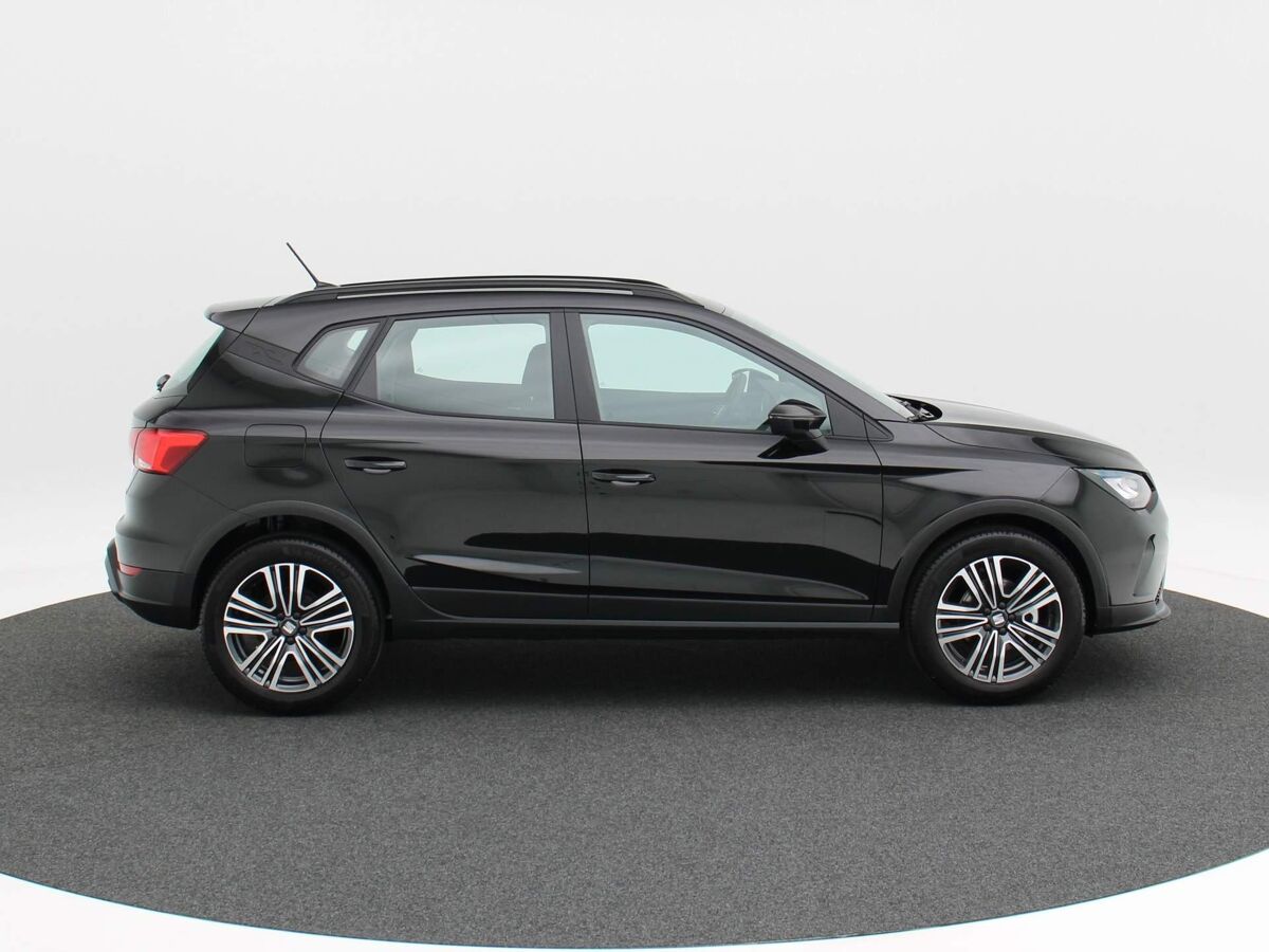 SEAT Arona Style 1.0 TSI 95 pk | Cruise control | Parkeersensoren achter | Apple carplay / Android auto