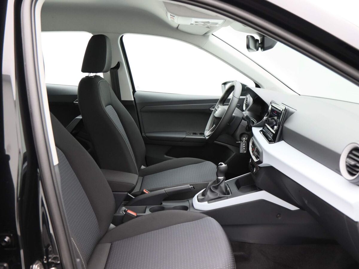 SEAT Arona Style 1.0 TSI 95 pk | Cruise control | Parkeersensoren achter | Apple carplay / Android auto