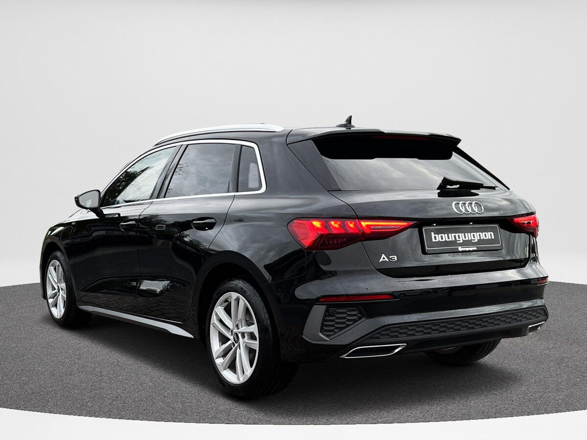 Audi A3 Sportback Sportback 40 TFSI e 204 pk |S Line PHEV | Navigatie | Clima | ACC |