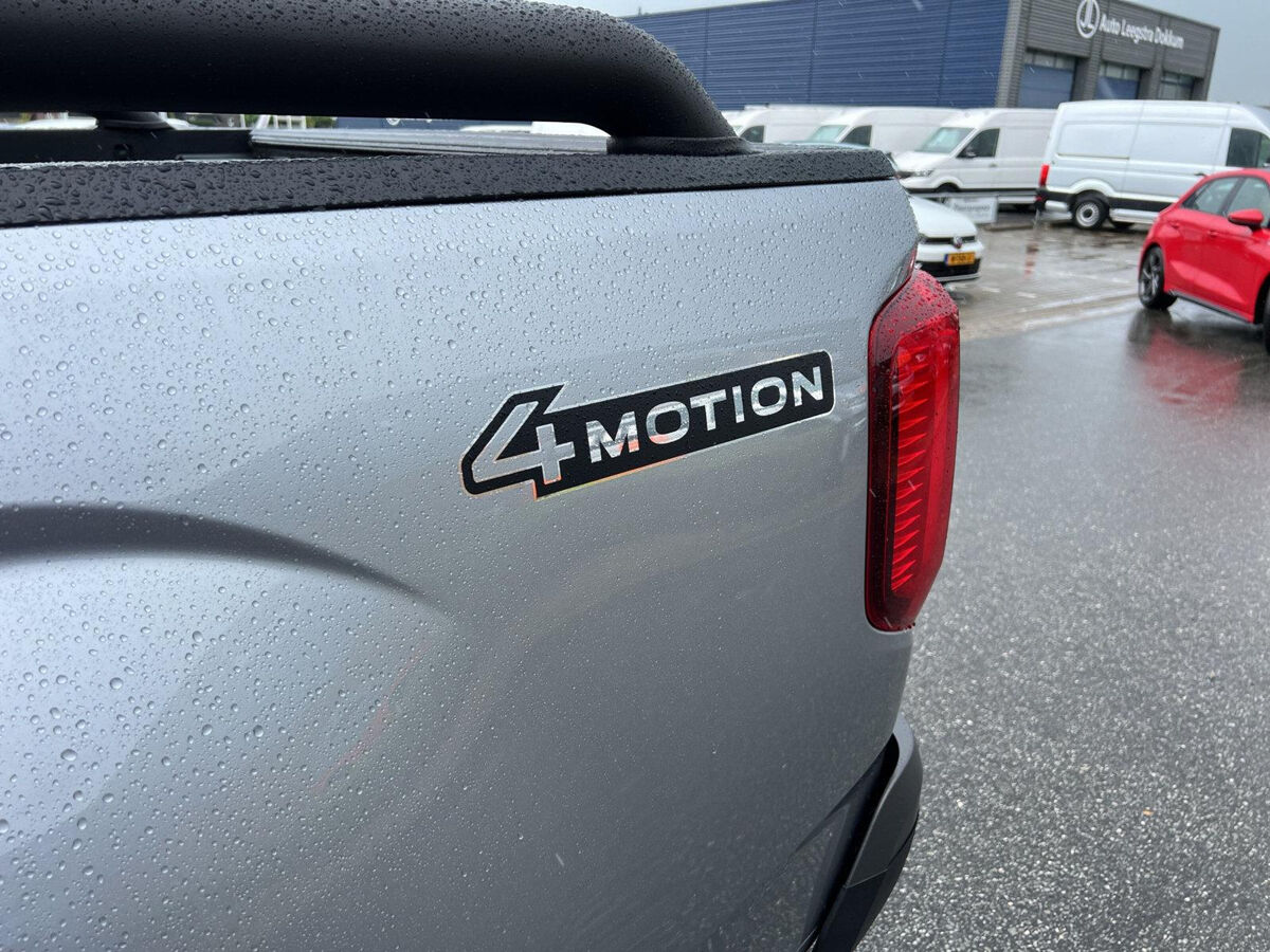 VW-Bedrijfswagens Amarok Plus Cabine 3.0 TDI V6 240 pk Automaat 4Motion | PanAmericana | Adapt. Cruise | 18" LM | TREKHAAK |