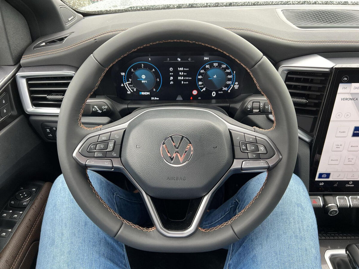 VW-Bedrijfswagens Amarok Plus Cabine 3.0 TDI V6 240 pk Automaat 4Motion | PanAmericana | Adapt. Cruise | 18" LM | TREKHAAK |