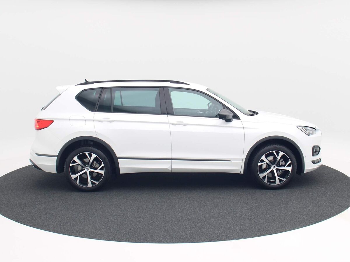 SEAT Tarraco 1.4 TSi 245 Pk DSG e-Hybrid PHEV FR Business | Navi | Full LED | Trekhaak | Adapt. Cruise | 19 Inch | 27.026 Km!!