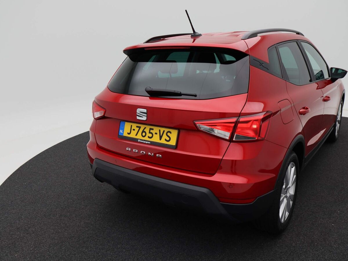 SEAT Arona 1.0 TSi Style Business Intense | Cruise | Carplay | ECC | Camera | Senoren | Privacy Glass | 17 Inch