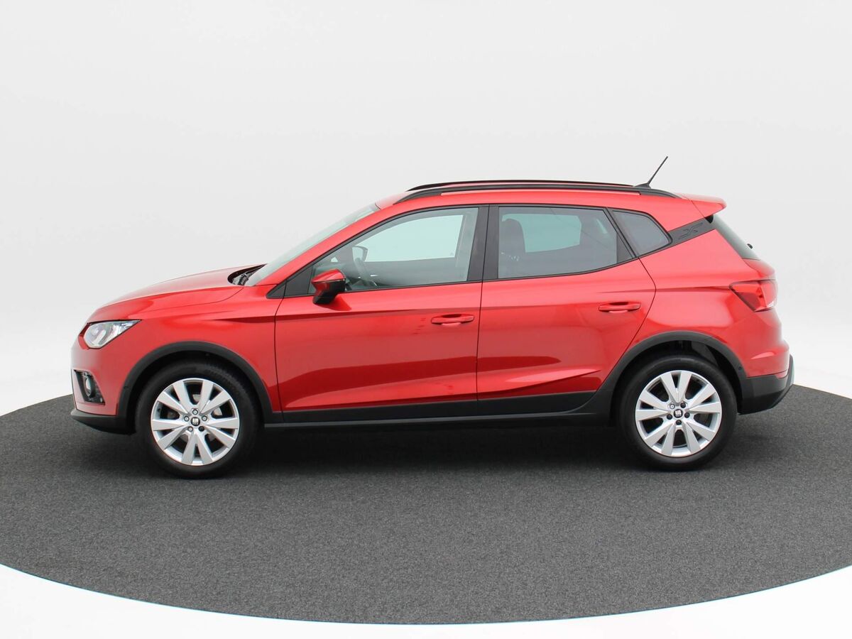 SEAT Arona 1.0 TSi Style Business Intense | Cruise | Carplay | ECC | Camera | Senoren | Privacy Glass | 17 Inch