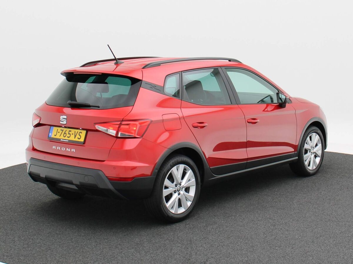 SEAT Arona 1.0 TSi Style Business Intense | Cruise | Carplay | ECC | Camera | Senoren | Privacy Glass | 17 Inch