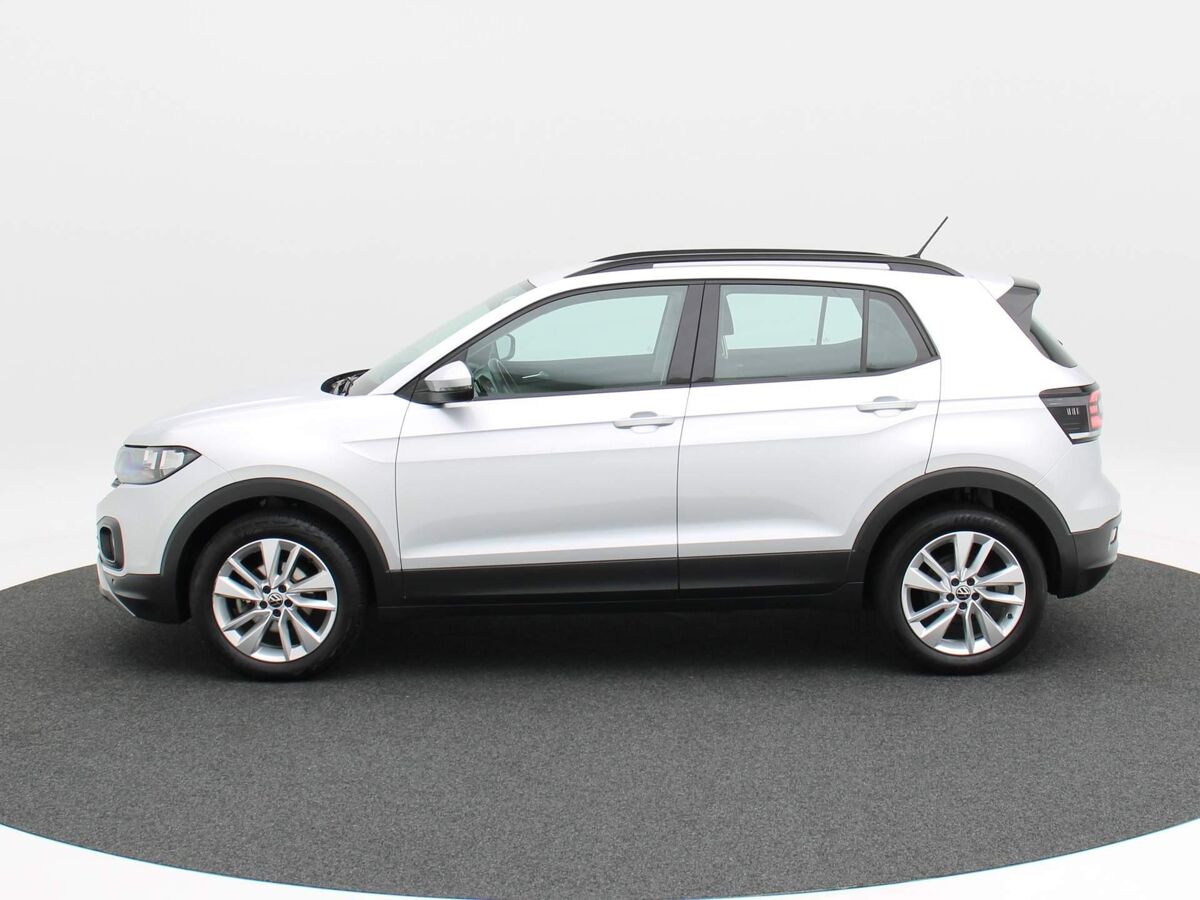 Volkswagen T-Cross 1.0 TSi Life | 17 inch | Adapt. Cruise | Parkeersensoren | DAB | Carplay | Navi