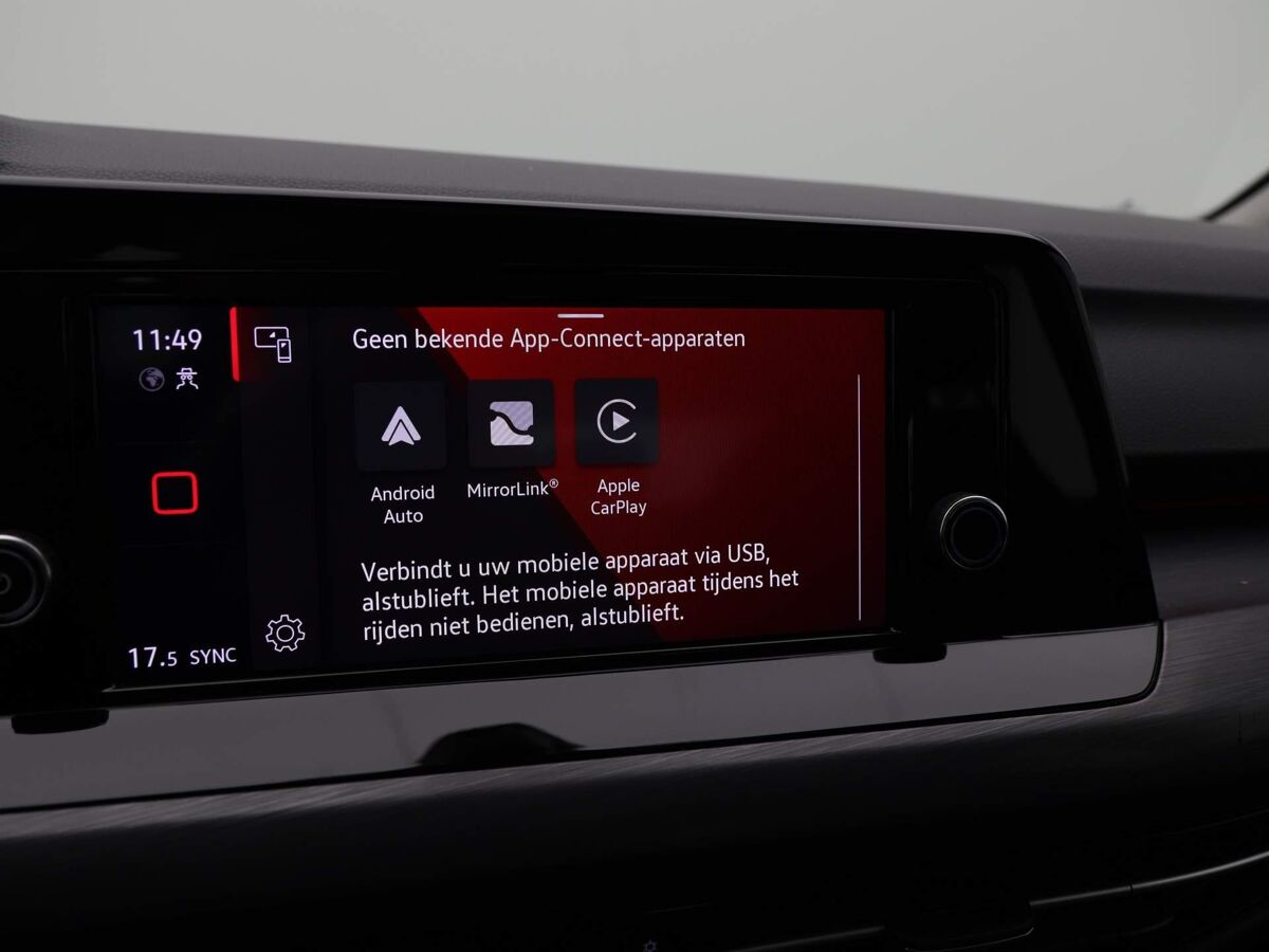 Volkswagen Golf 1.5 eTSi 150 Pk Style Automaat | Panorama | Adap. Cruise | Carplay | Full LED |  Elek. Stoel | ECC | Sensoren | 17 Inch