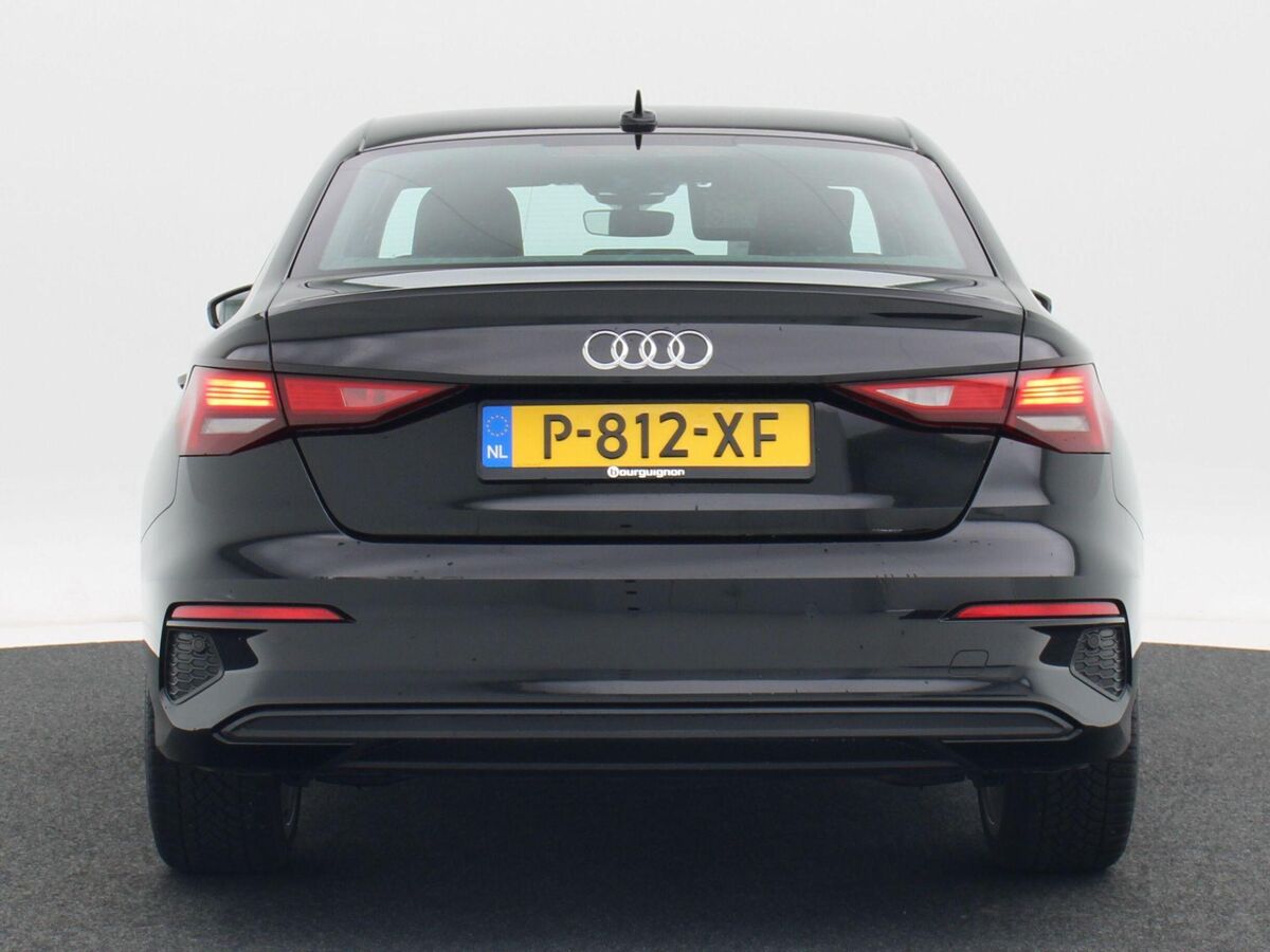Audi A3 Limousine Limousine 30 TFSi Pro Line Automaat | LED | Cruise | Carplay | Navi | ECC | 18 Inch