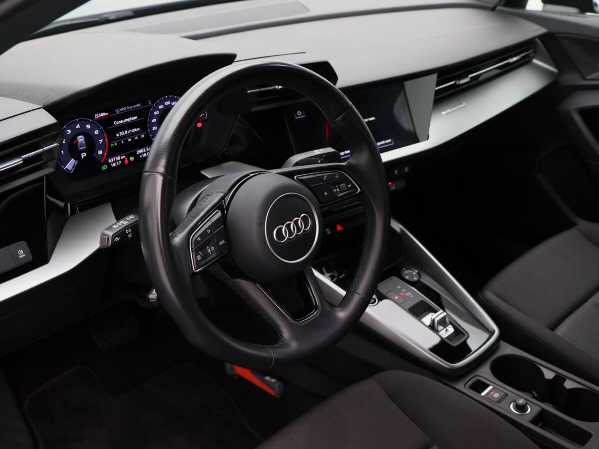 Audi A3 Limousine Limousine 30 TFSi Pro Line Automaat | LED | Cruise | Carplay | Navi | ECC | 18 Inch