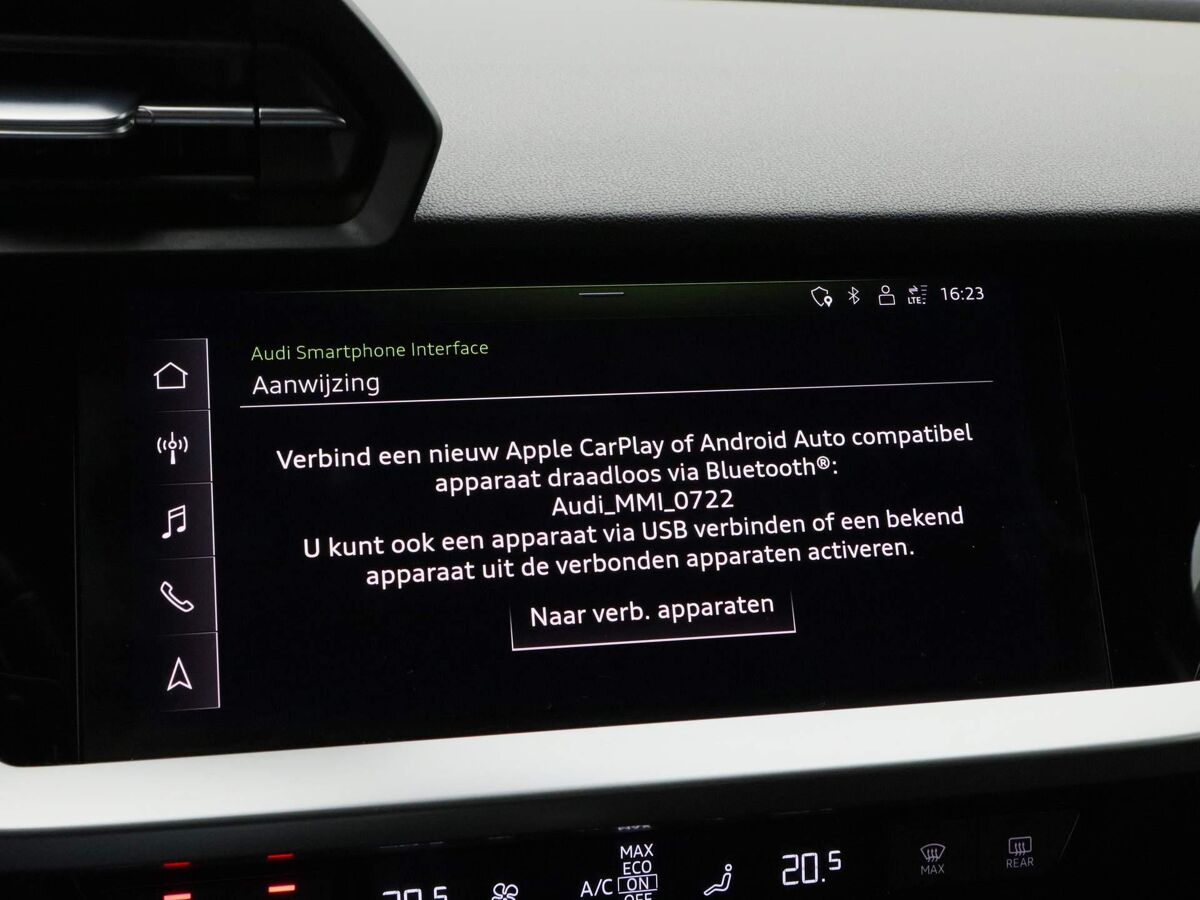 Audi A3 Limousine 35 TFSi 150 Pk Automaat Audi A3 Limousine 35 TFSi | 150 Pk | Automaat | Business edition | Full LED | Navigatie | 17 Inch | Sportstoelen | Privacy Glass