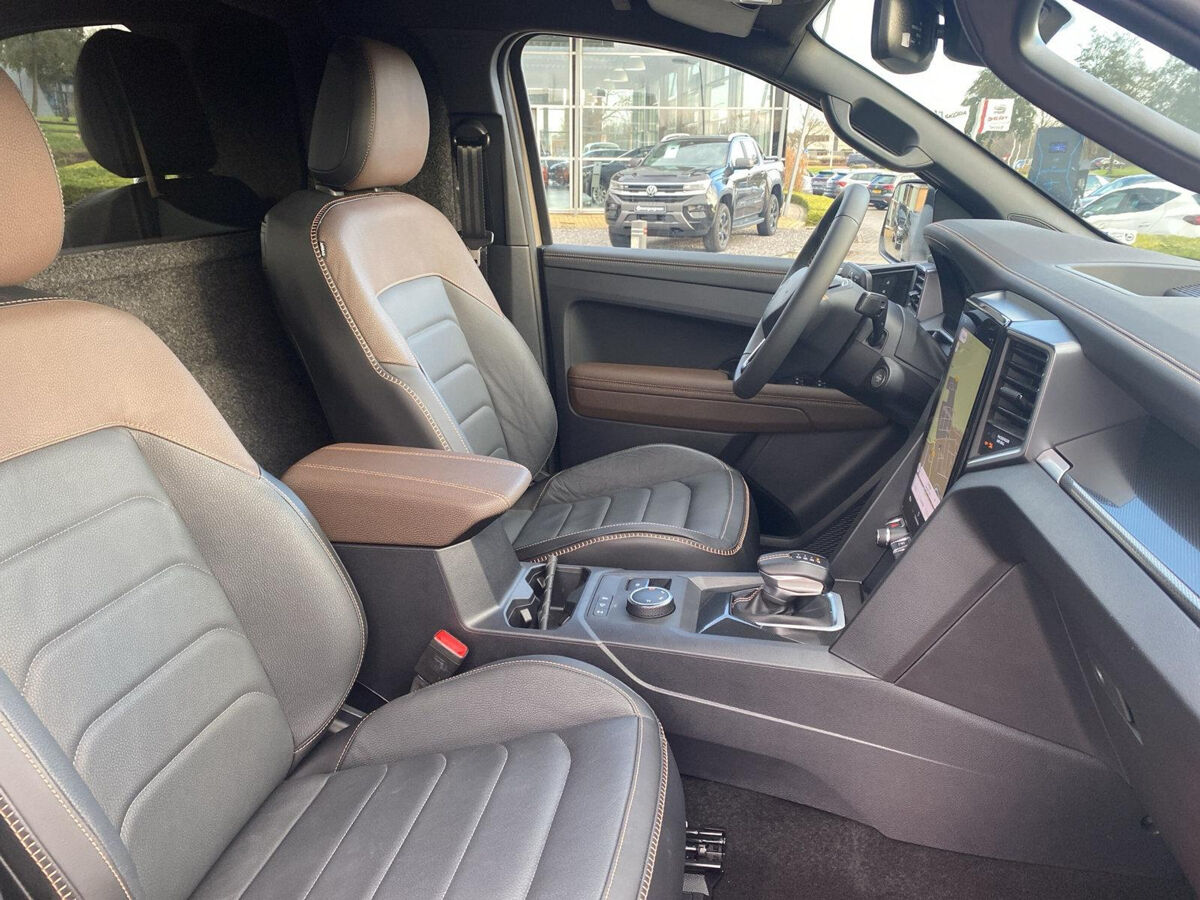 VW-Bedrijfswagens Amarok 3.0 TDI 4Motion Double Cab PanAmericana | Adapt. Cruise | 360° View | Trekhaak | Leder |