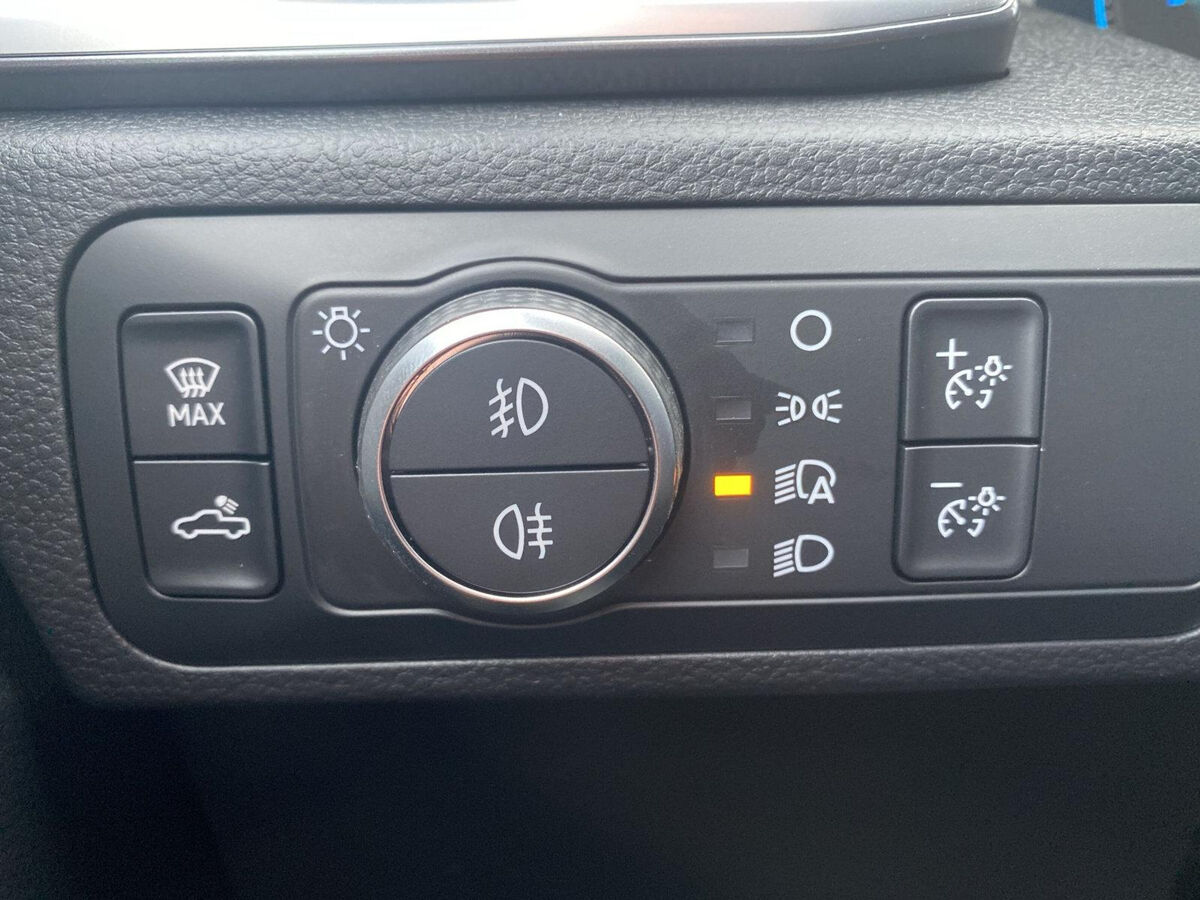 VW-Bedrijfswagens Amarok 3.0 TDI 4Motion Double Cab PanAmericana | Adapt. Cruise | 360° View | Trekhaak | Leder |