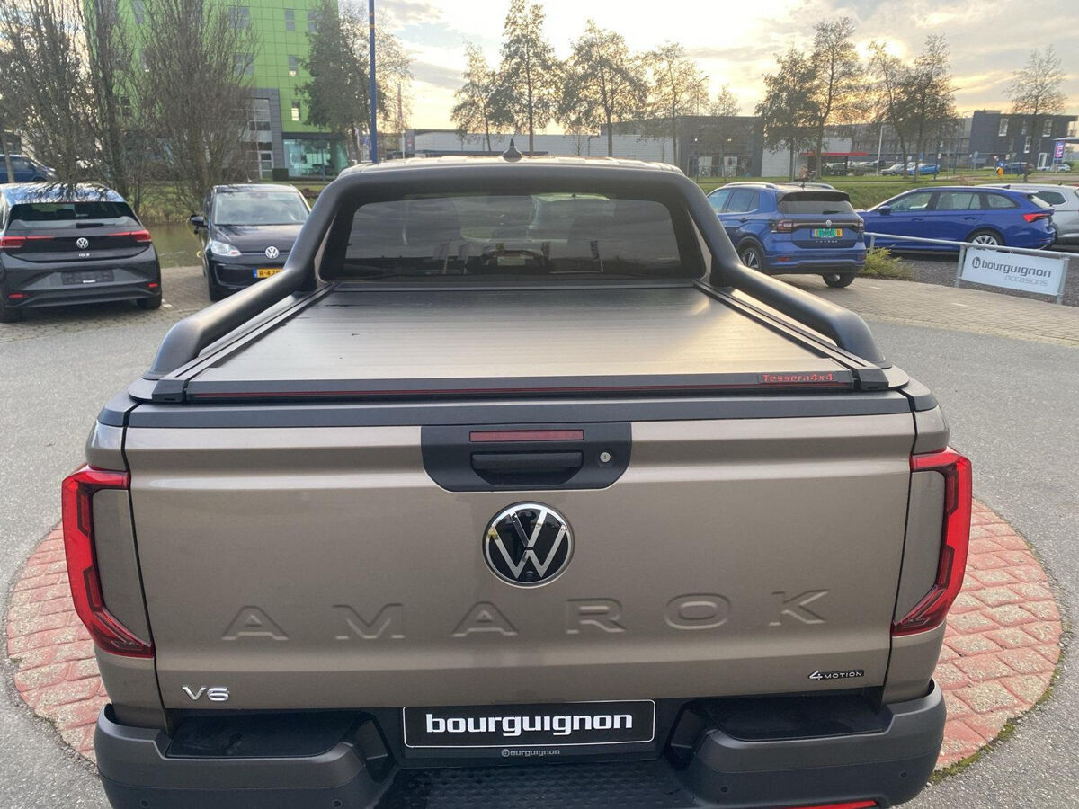 VW-Bedrijfswagens Amarok 3.0 TDI 4Motion Double Cab PanAmericana | Adapt. Cruise | 360° View | Trekhaak | Leder |