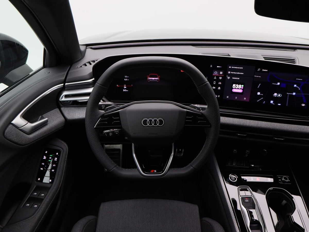 Audi A5 Avant Edition One 35 TFSI  150 PK Avant 7 versn. | Edition One | Privacyglas | 20 inch multispaak | Rode Remzadels |