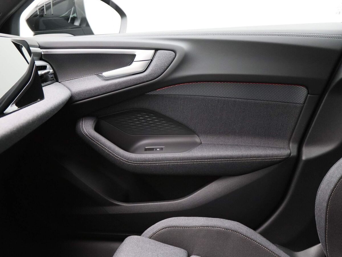 Audi A5 Avant Edition One 35 TFSI  150 PK Avant 7 versn. | Edition One | Privacyglas | 20 inch multispaak | Rode Remzadels |