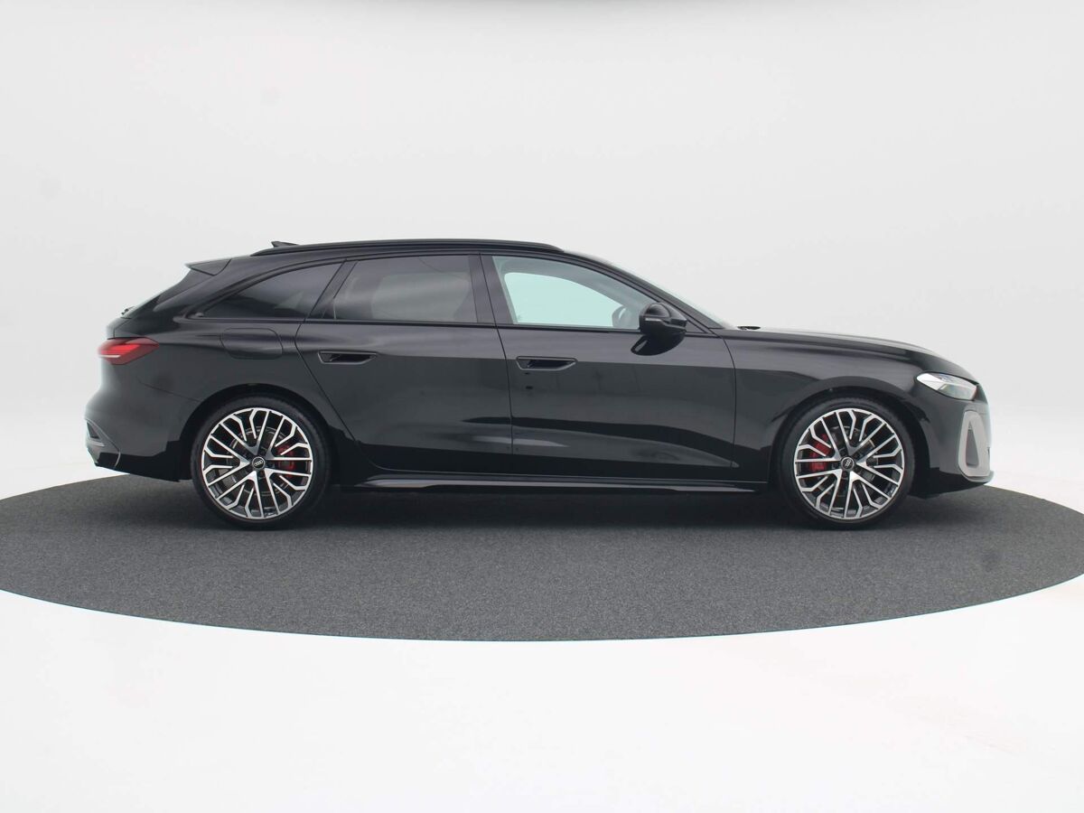 Audi A5 Avant Edition One 35 TFSI  150 PK Avant 7 versn. | Edition One | Privacyglas | 20 inch multispaak | Rode Remzadels |