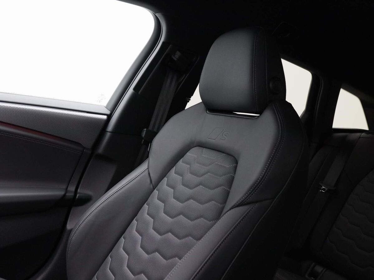 Audi A6 Avant e-tron S6 Avant e-tron e-tron 100kWh | 503 PK Avan | € 2000,- VOORDEEL DOOR E- PREMIE!!!| Privacyglas | Lederen interieur | Comfort Sleutel | Digitale Spiegels | Luchtvering|