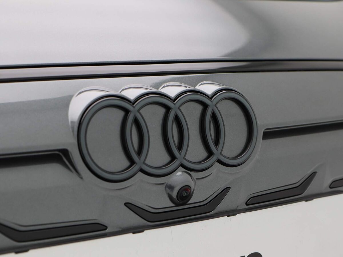 Audi A6 Avant e-tron S6 Avant e-tron e-tron 100kWh | 503 PK Avan | € 2000,- VOORDEEL DOOR E- PREMIE!!!| Privacyglas | Lederen interieur | Comfort Sleutel | Digitale Spiegels | Luchtvering|