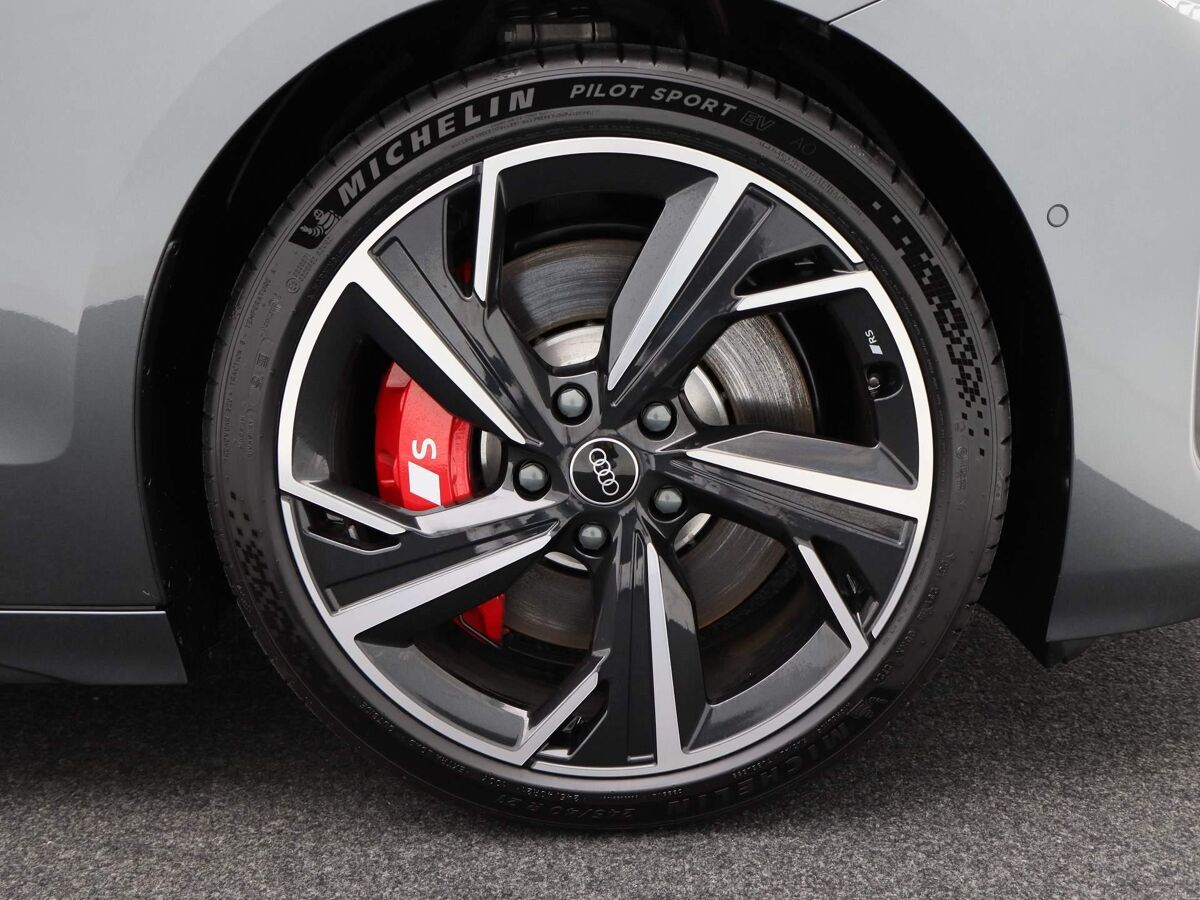Audi A6 Avant e-tron S6 Avant e-tron e-tron 100kWh | 503 PK Avan | € 2000,- VOORDEEL DOOR E- PREMIE!!!| Privacyglas | Lederen interieur | Comfort Sleutel | Digitale Spiegels | Luchtvering|