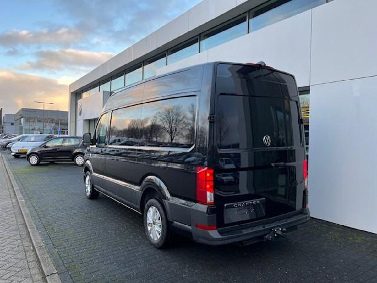 VW-Bedrijfswagens Crafter Exclusive L3 Bestelwagen (2) GP  2.0 TDI EU6 103 k Volkswagen Bedrijfswagens Crafter Exclusive L3 2.0TDI 140pk Automaat | 322070 | Cruise control adaptief | Trekhaak | Navigatie-pakket |