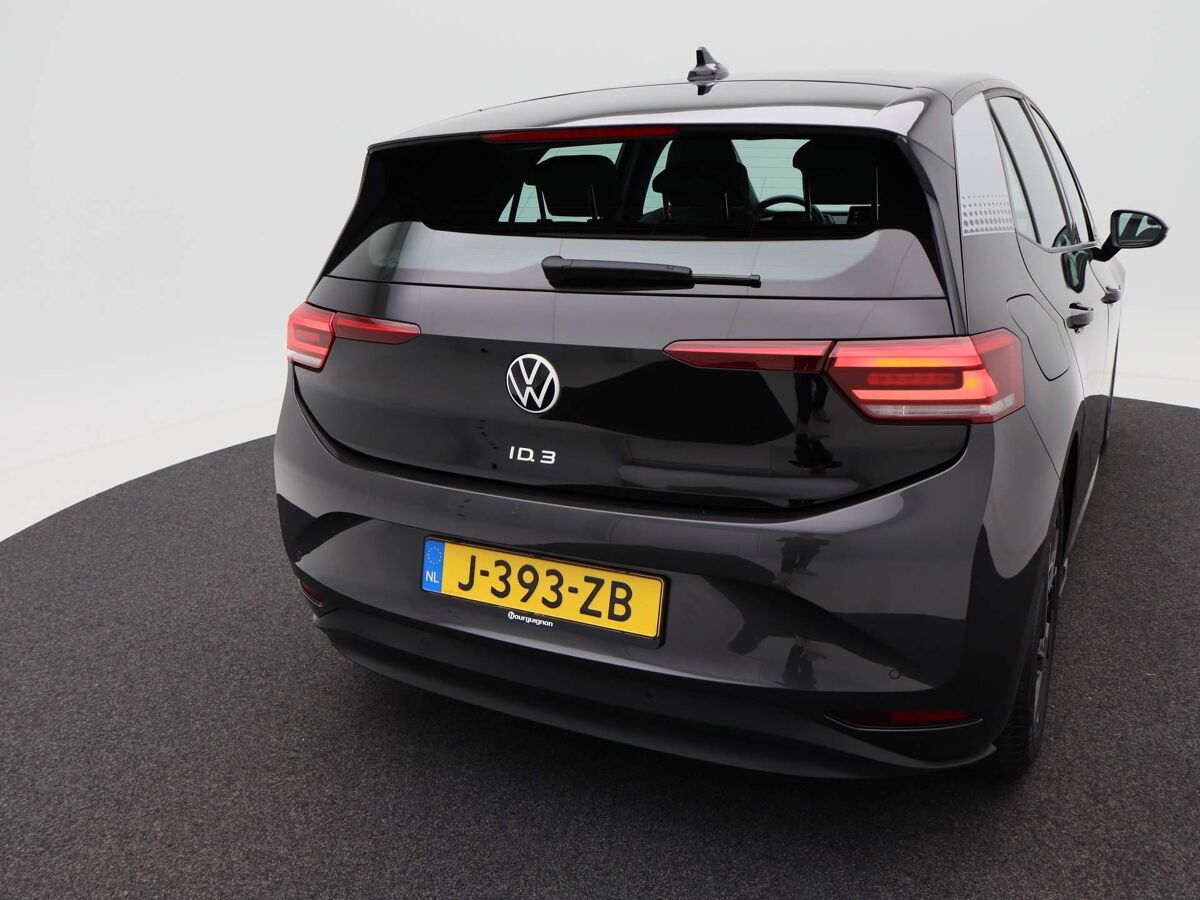 Volkswagen ID.3 First 58 kWh 204 Pk Automaat | Climate Controle | Adaptive Cruise | 18 Inch | Parkeersensoren V+A