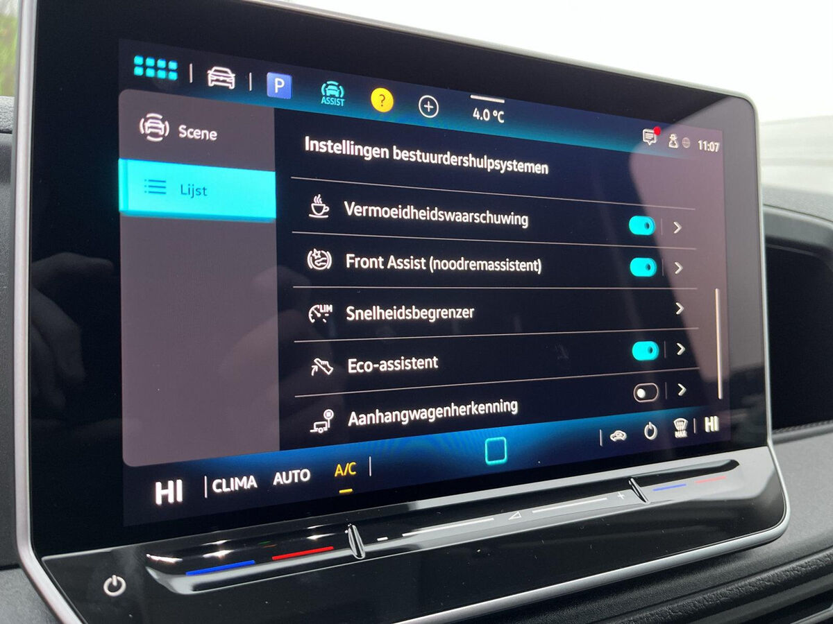 VW-Bedrijfswagens Crafter 35 2.0 TDI L3H3 140Pk Automaat | Trekhaak | Achteruitrij Camera | MJ 2025 | BPM Vrij |