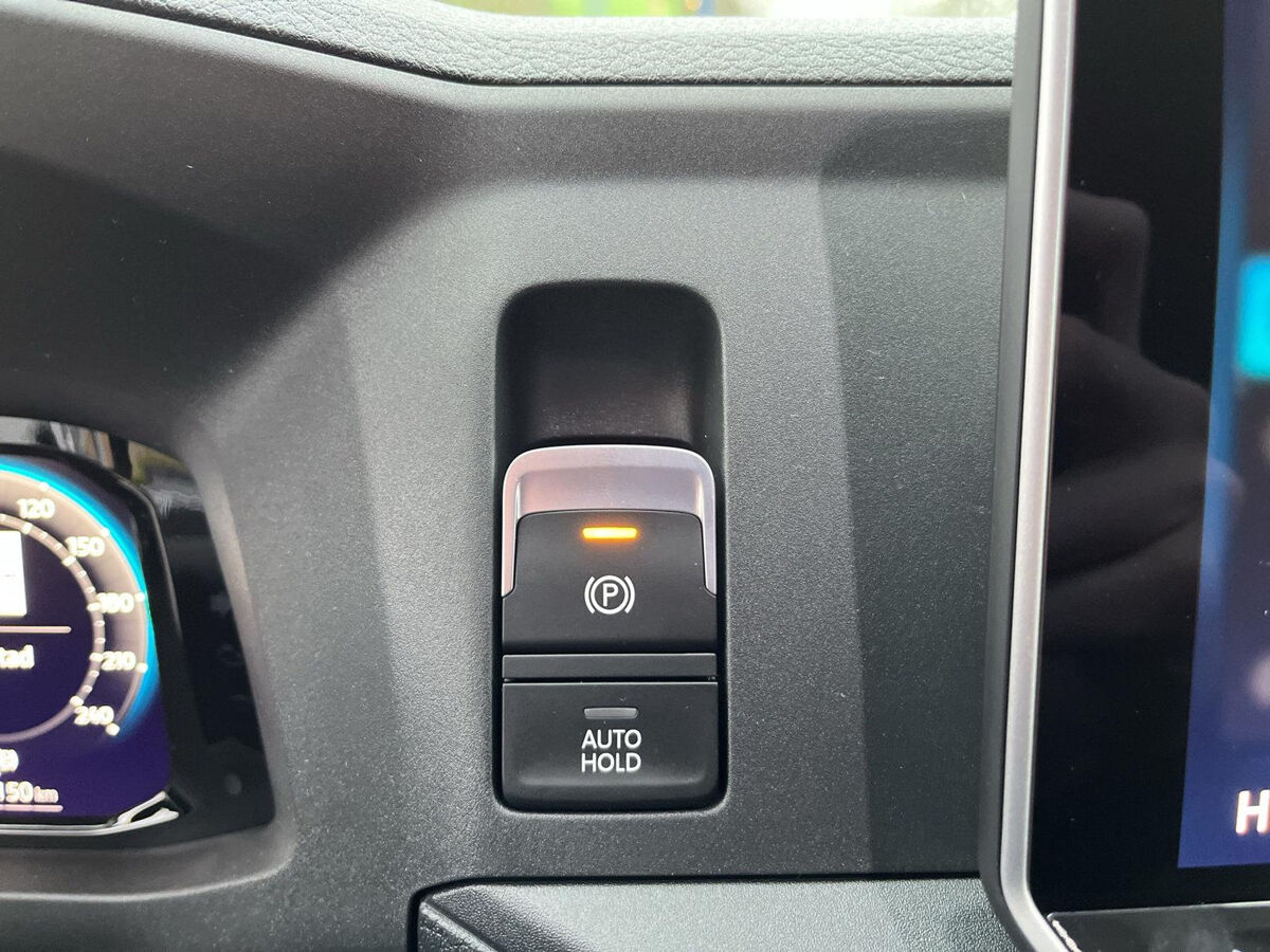 VW-Bedrijfswagens Crafter 35 2.0 TDI L3H3 140Pk Automaat | Trekhaak | Achteruitrij Camera | MJ 2025 | BPM Vrij |