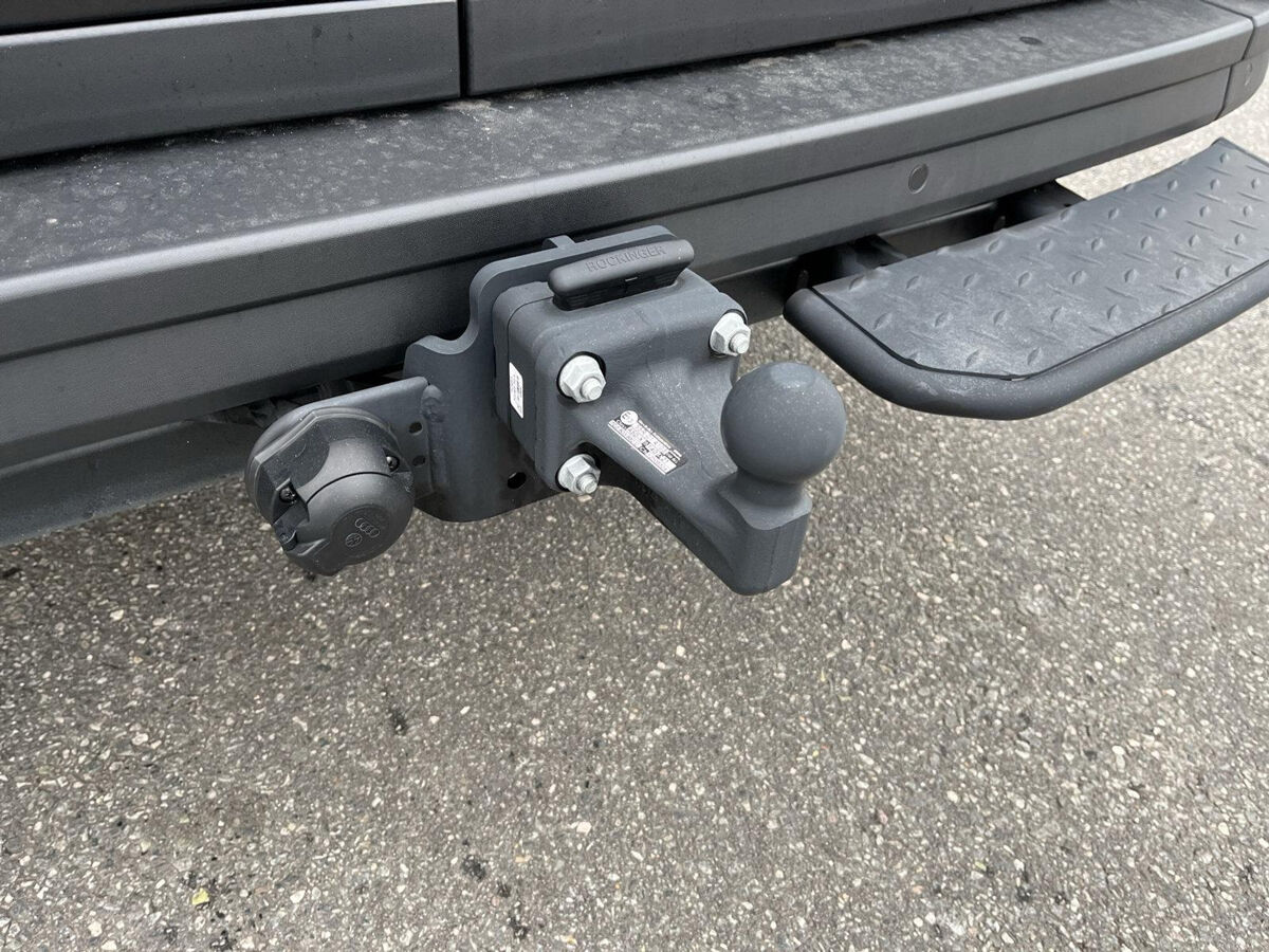 VW-Bedrijfswagens Crafter 35 2.0 TDI L3H3 140Pk Automaat | Trekhaak | Achteruitrij Camera | MJ 2025 | BPM Vrij |