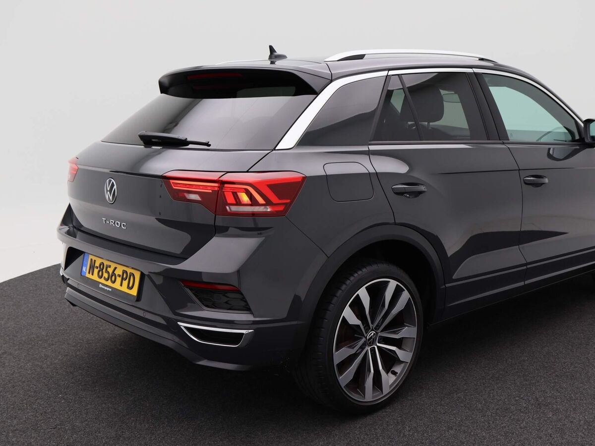 Volkswagen T-Roc 1.5 TSi 150 Pk Automaat Sport Business R | Elektrische Achterklep | Adaptive Cruise Control | Achteruitrijcamera | Carplay | Privacy Glass | ECC | 19 Inch