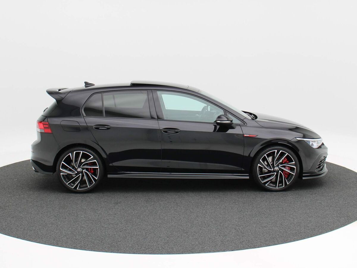 Volkswagen Golf 2.0 TSi GTI DSG | Panorama | Adap. Cruise | Stuur Verw. | Carplay | Camera | ECC | Sensoren | 19 Inch