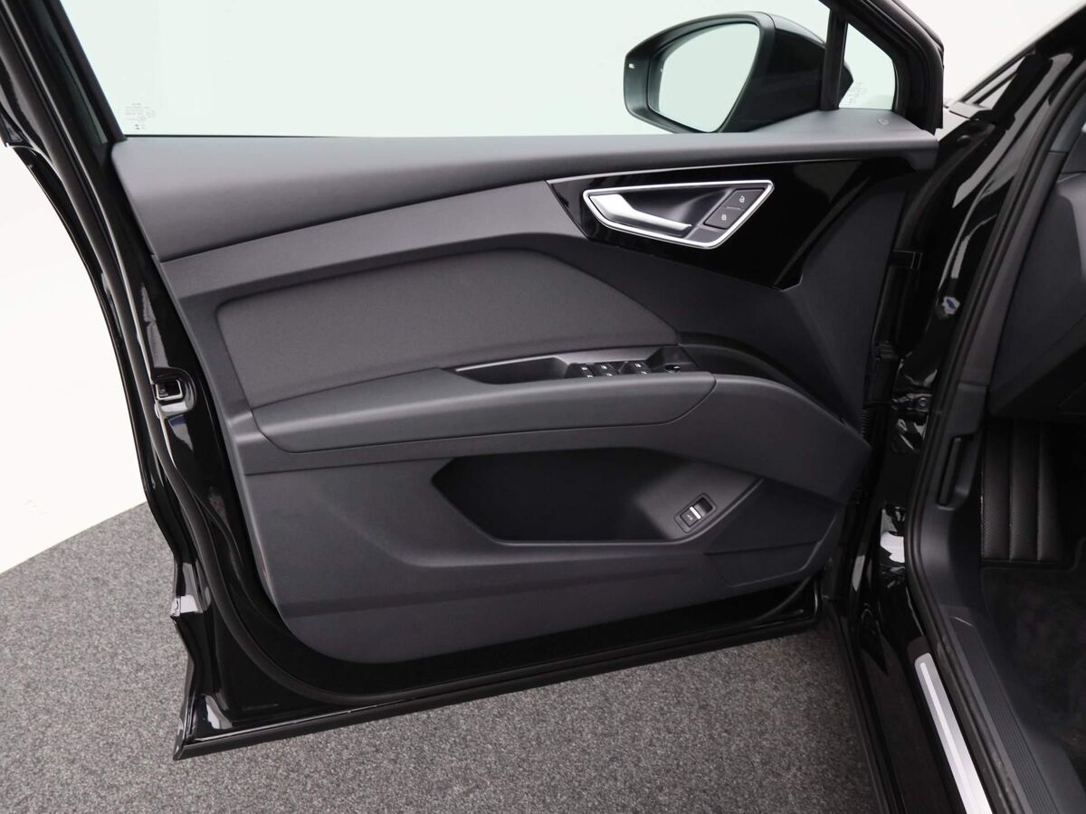 Audi Q4 e-tron Advanced edition e-tron 45 | 286pk | 82Kwh Hatch back Elektr. aandrijving quattro