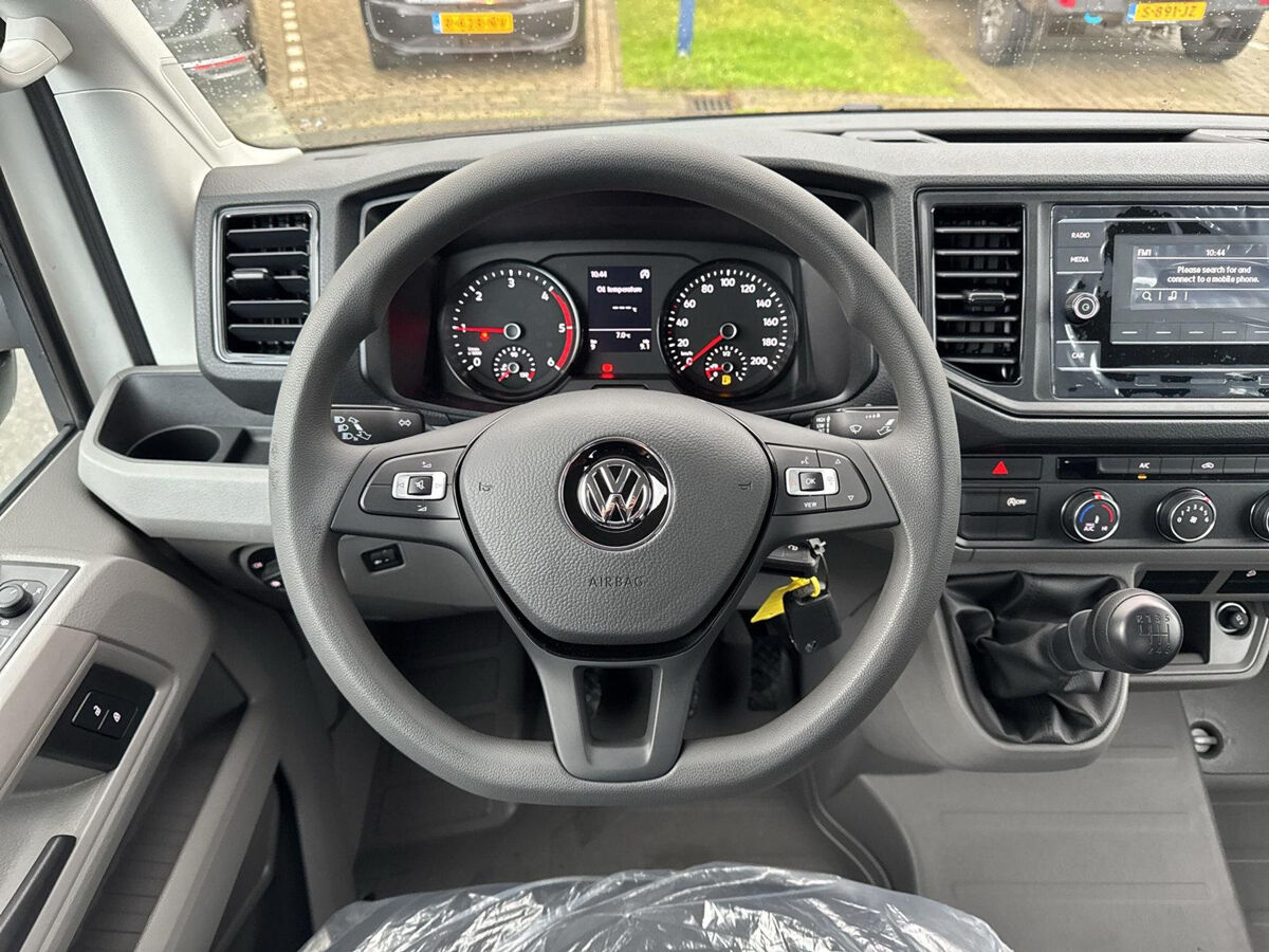 VW-Bedrijfswagens Crafter 35 Pick Up 2.0 TDI 140 pk L4 4Motion Trendline | 7 Persoons | Trekhaak | BPM Vrij |