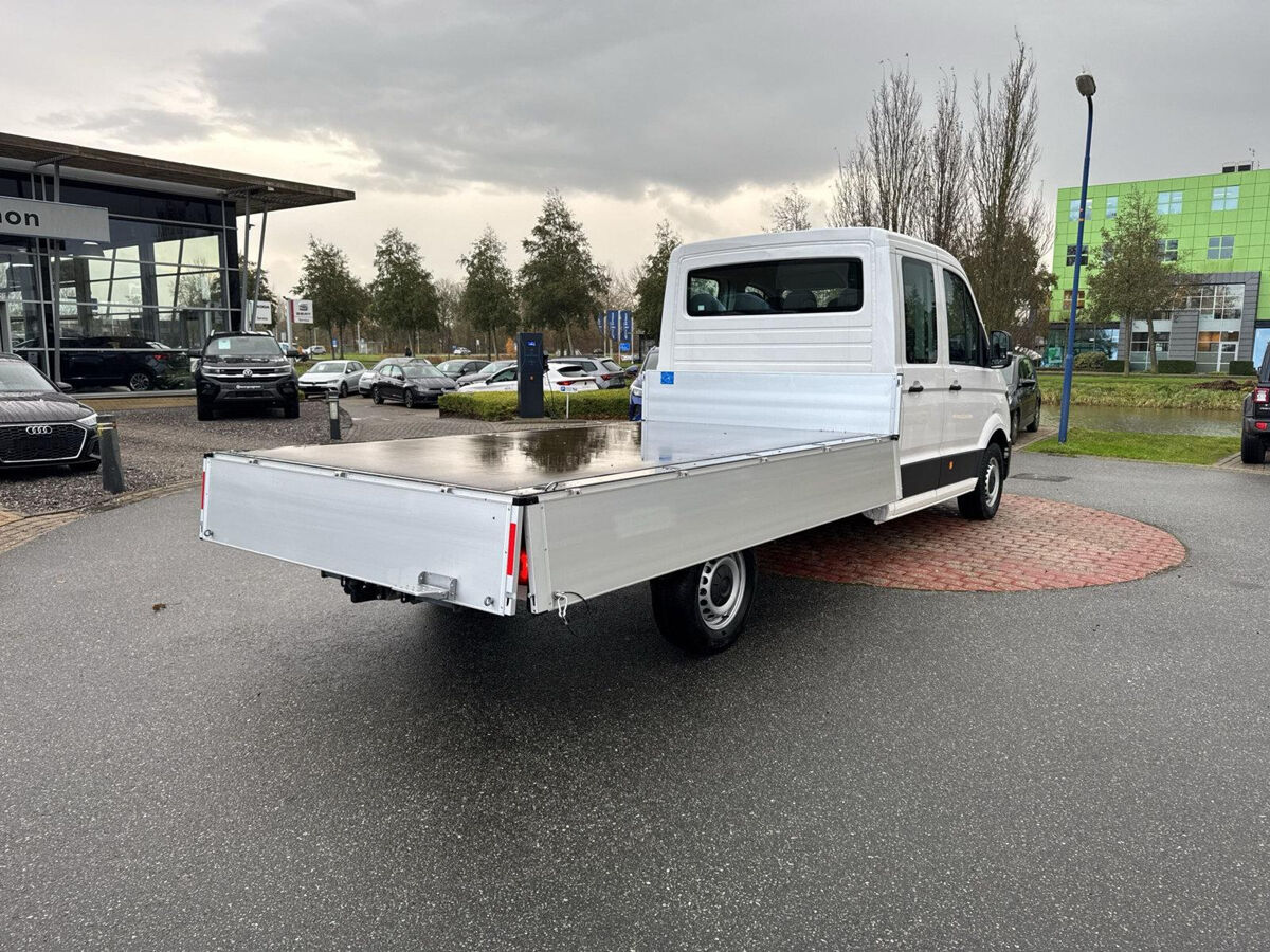 VW-Bedrijfswagens Crafter 35 Pick Up 2.0 TDI 140 pk L4 4Motion Trendline | 7 Persoons | Trekhaak | BPM Vrij |