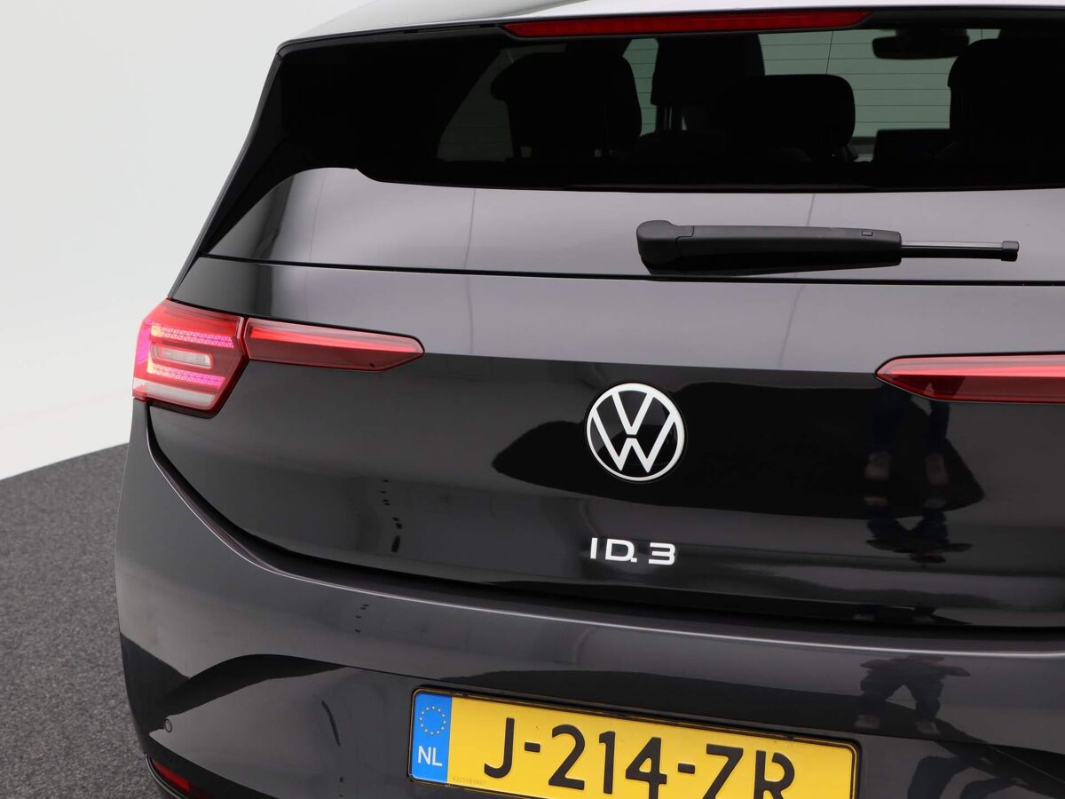 Volkswagen ID.3 First Max 58 kWh 204 Pk Automaat | Full LED | Panoramadak | Head Up | Stoelverwarming | Adaptive Cruise