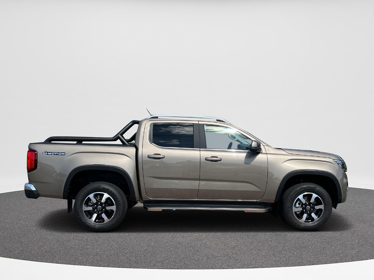 VW-Bedrijfswagens Amarok Plus Cabine 3.0 TDI V6 240 pk Automaat 4x4 | Style | Rolbeugel | Trekhaak | ACC |