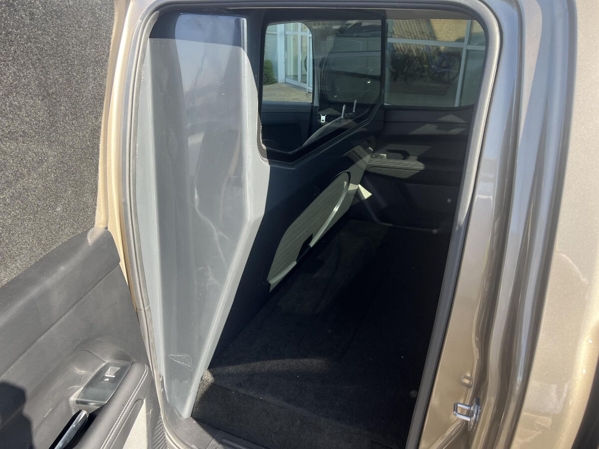 VW-Bedrijfswagens Amarok Plus Cabine 3.0 TDI V6 240 pk Automaat 4x4 | Style | Rolbeugel | Trekhaak | ACC |