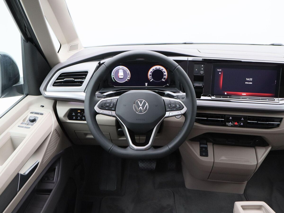 Volkswagen Multivan Bulli Edition L2 1.5 eHybrid EU6 180 kW (245pk) 31 | 700120 | Vis-a-vis stoelopstelling met 7 zitplaatsen | Elec. achterklep } elec trekhaak |