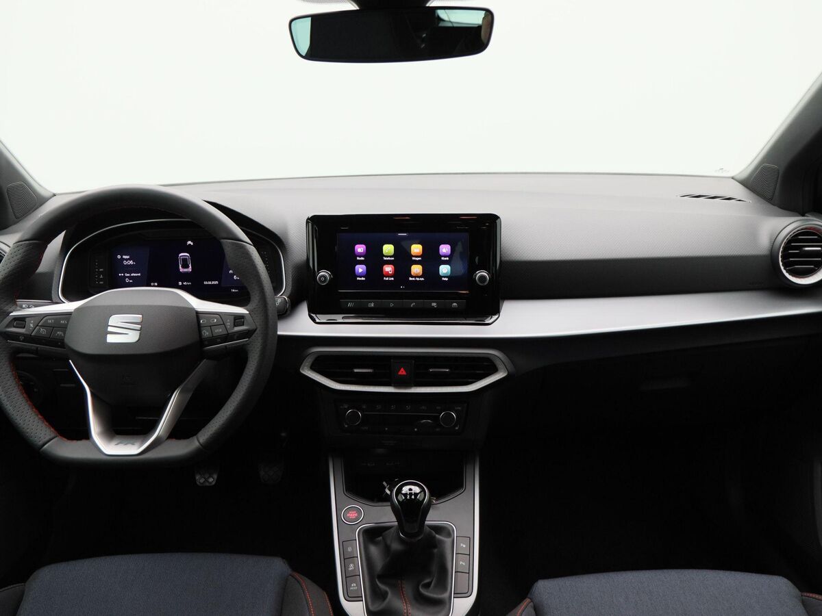 SEAT Arona FR Business Connect 1.0 TSI 95 pk | Black pack | Achteruitrijcamera | Adaptive cruise control | Stoelverwarming