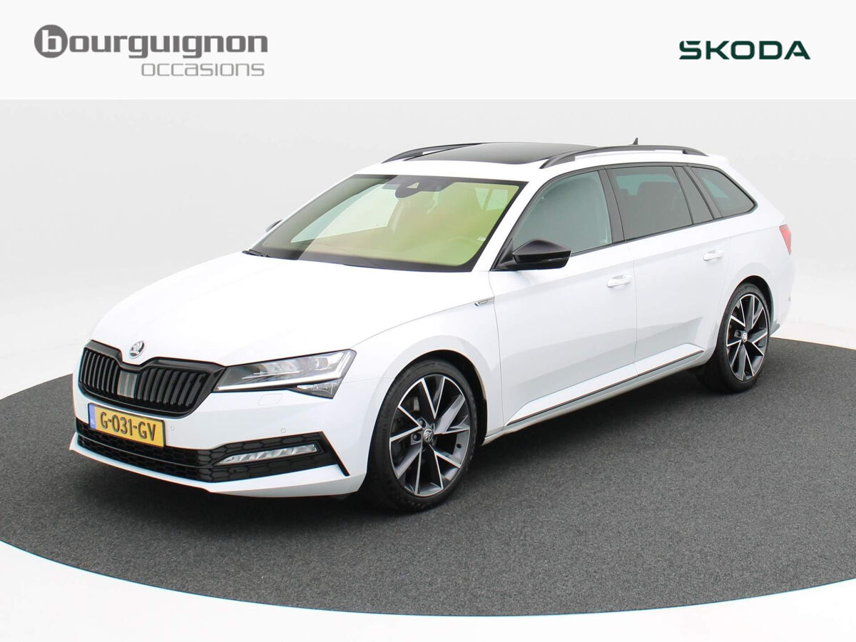 Škoda Superb Combi 1.5 TSi 150 PK Automaat Sportline Business | Climate Control | Navigatie | Achterbank Verwarming | Virtual Cockpit | Canton