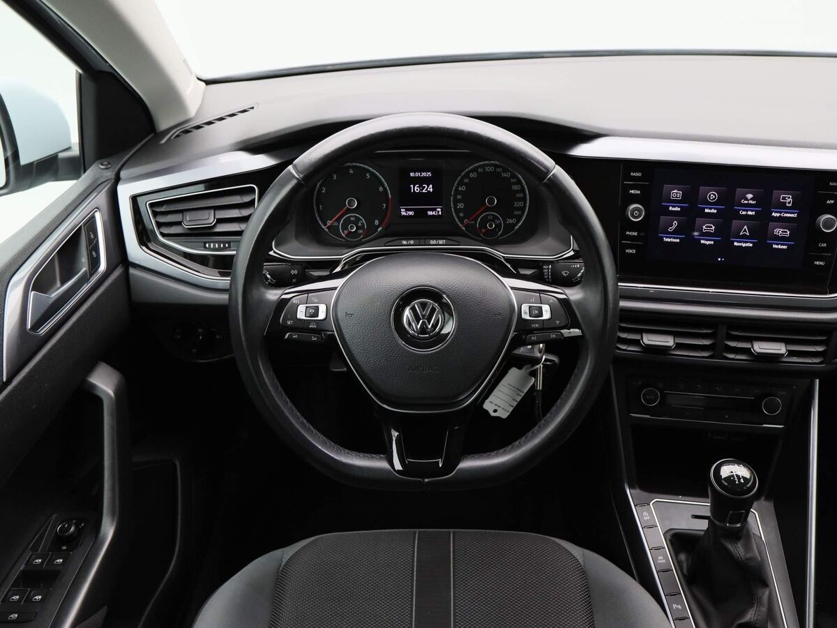 Volkswagen Polo 1.0 TSi Highline | Parkeersensoren | ECC | Adaptive Cruise Control | Carplay | Navigatie | DAB | 16 Inch