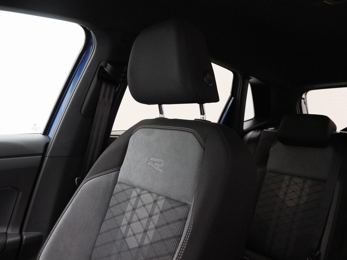 Volkswagen Polo R-Line-Edition 1.0 70 kW / 95 pk TSI Hatchback 5 v | Stoelverwarming | 2-Zone Airco | App Connect | Travel Assist | Camera |