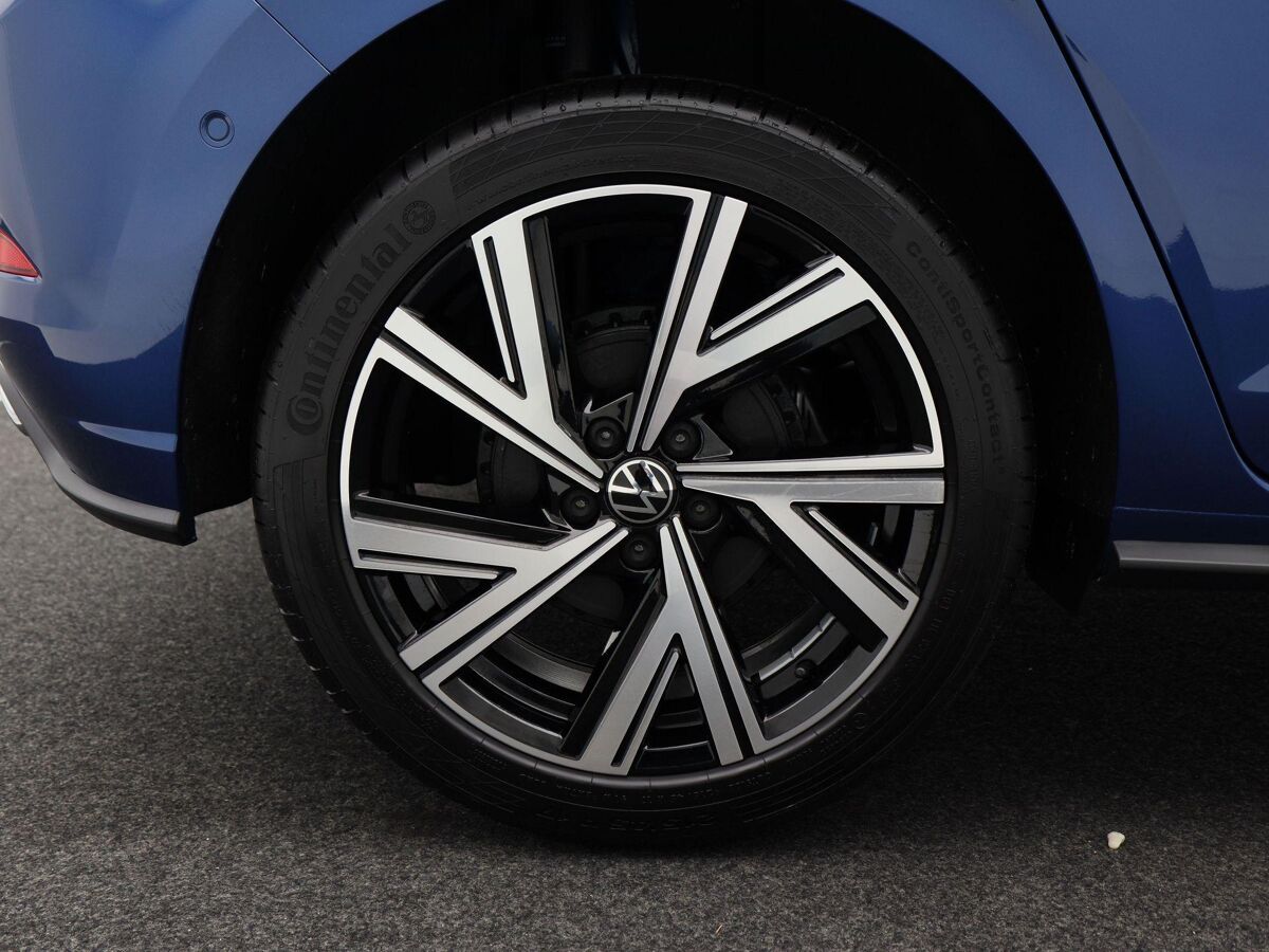 Volkswagen Polo R-Line-Edition 1.0 70 kW / 95 pk TSI Hatchback 5 v | Stoelverwarming | 2-Zone Airco | App Connect | Travel Assist | Camera |