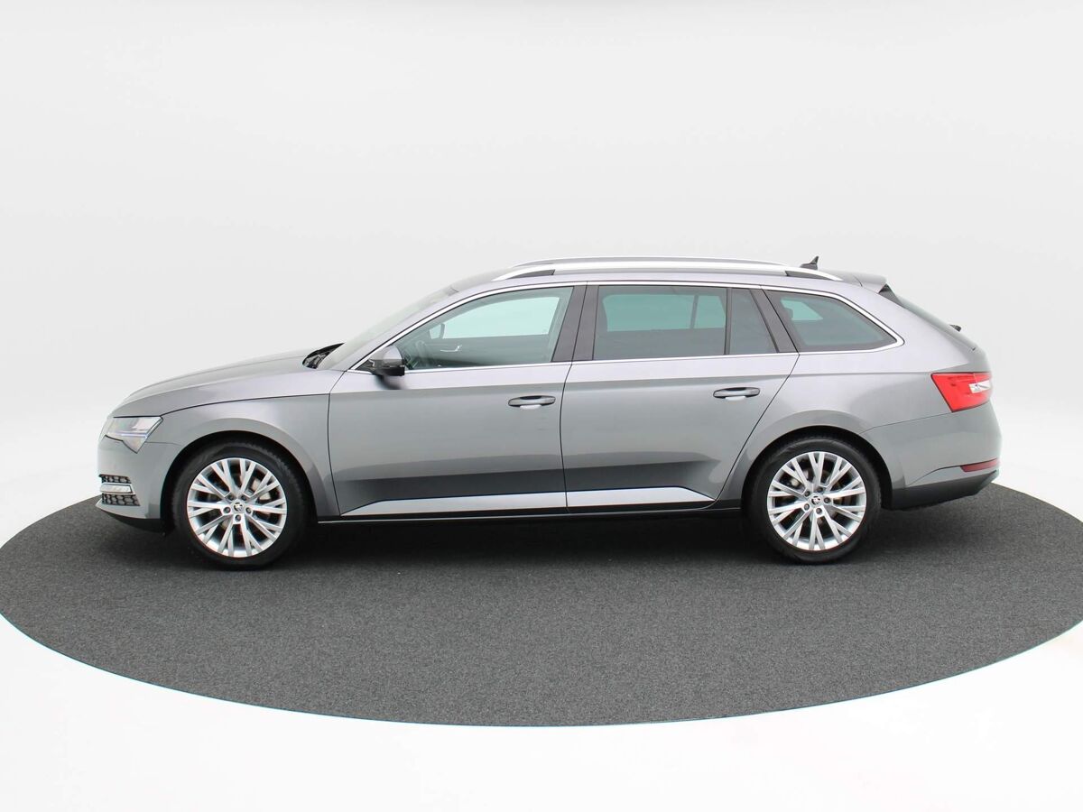 Škoda Superb Combi Combi 1.5 TSi 150 Pk Automaat Business Edition Plus | Cruise | Elek. Achterklep | Stoel Verw. | Camera | Carplay | 18 Inch