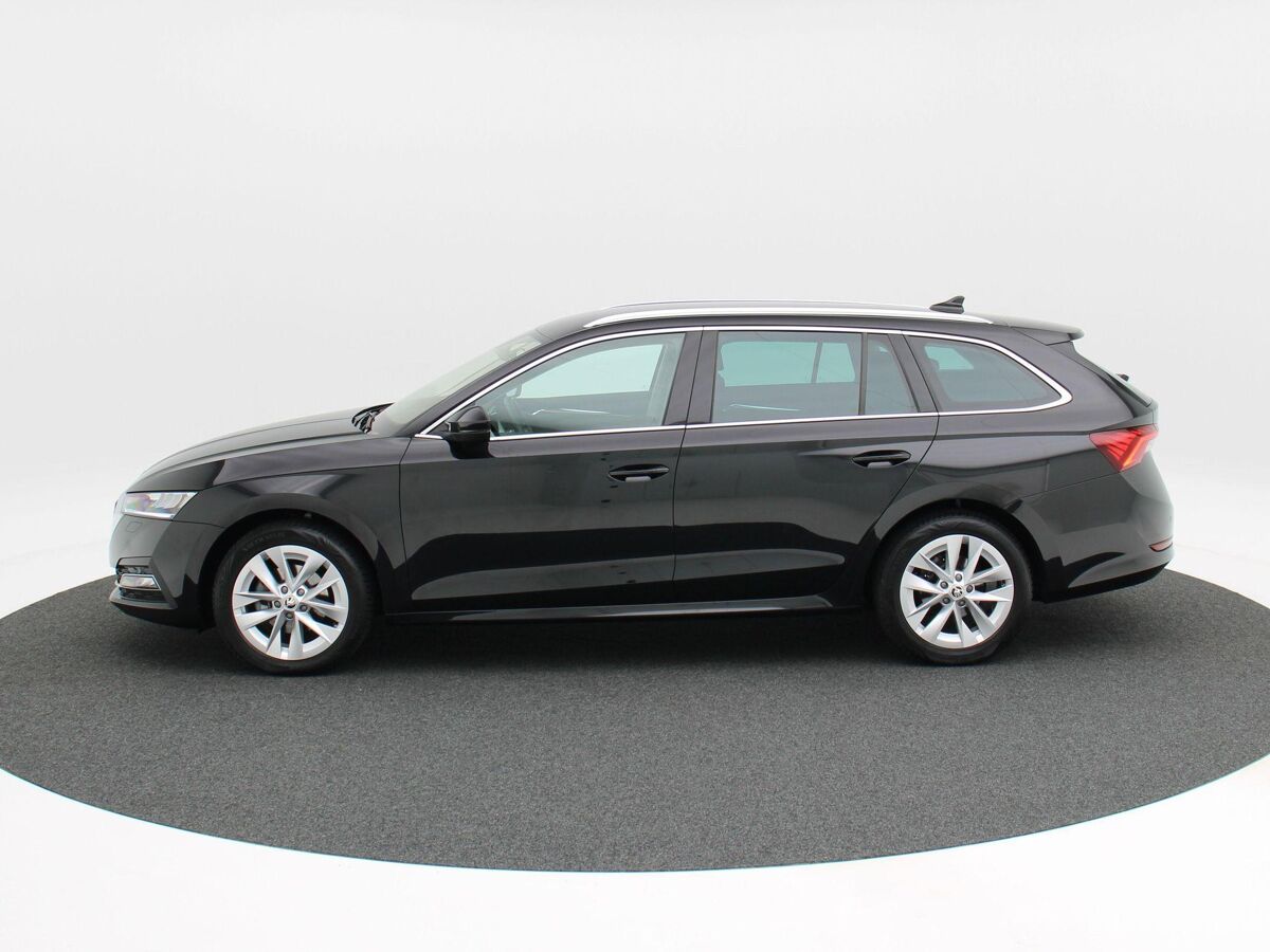 Škoda Octavia Combi 1.0 e-TSi 110 Pk Automaat Business Edition Plus | Trekhaak | Stoel Verwarming | Adaptive Cruise | Elektrische Achterklep | Carplay | ECC | Navigatie | 17 Inch